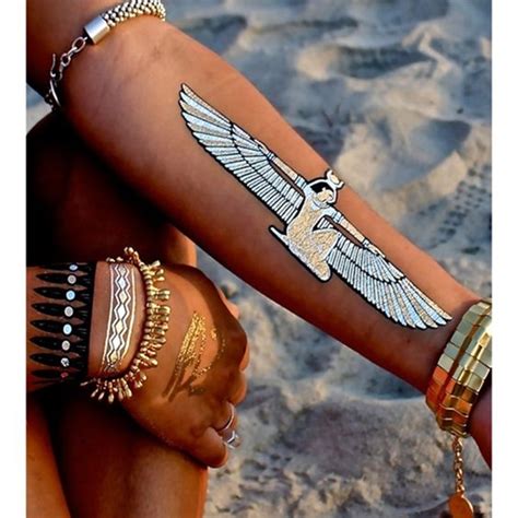 40 Temporary Metallic Tattoos That Are In Trend