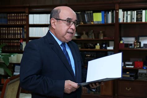 El Sr Presidente de la Corte Suprema de Justicia Dr José Óscar