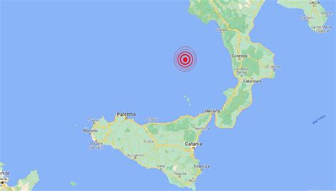 Terremoto Nel Tirreno Scossa Avvertita In Calabria E In Campania