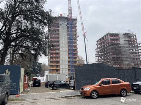 Milano Rottole Cantiere Park Towers Dicembre Si Alza La Gru