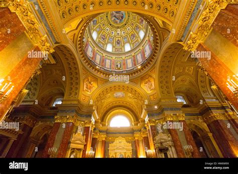 Innenraum St Stephan Basilika Szent Istvan Bazilika Budapest Ungarn