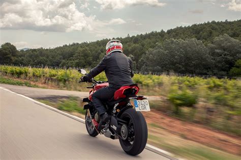 Ducati Streetfighter V4 La naked más potente jamas creada Maria Pujol