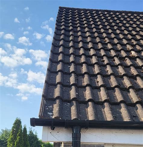 How to find correct replacement roof tile? : r/DIYUK