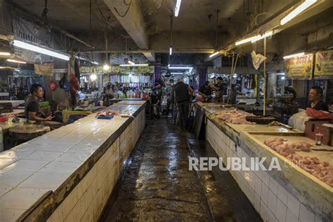 Cuaca Buruk Pasokan Ikan Laut Di Pasar Kosambi Terganggu Republika Online