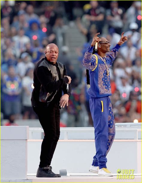 Dr. Dre & Snoop Dogg Both Opened & Closed the Super Bowl Halftime Show ...