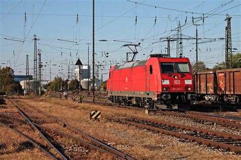 Durchfahrt Am Von Als Lokzug Ber Gleis Durch