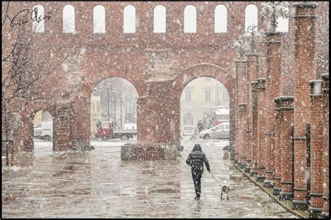 Maltempo Sulla Penisola Nevica A Torino E Milano Scuole Chiuse A Roma