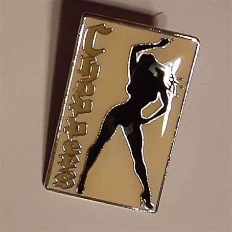 Accessories 1 Choppers Naked Woman Silhouette In Black Enameled Lapel