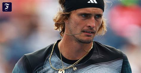 alexander zverev stumbles      canadian open archysport