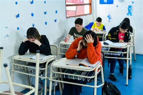 El Operativo Aprender alcanzó a más de dos mil estudiantes de secundaria