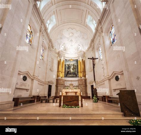 Fatima Portugal Feb 12 2020 Basilica Of Our Lady Of The Rosary