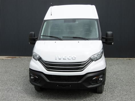 Annonce Vu Iveco Daily Fourgon C Rj Empattement H Td