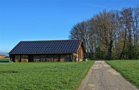 Duel Entre Romande Energie Et Le Bernois BKW Solstis