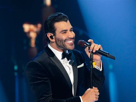 Gusttavo Lima Passa Mal Cancela Show No Villamix E Levado Para