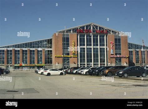 Pacific Mall Markham Ontario Hi Res Stock Photography And Images Alamy