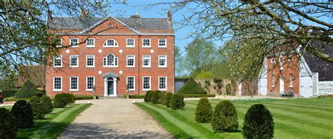 Country House Hotels in Essex - Historic UK