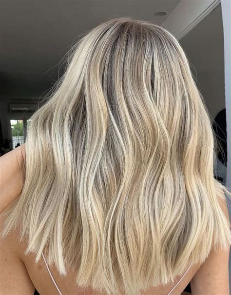 Pin By Antodemattei On Hair Inspoo Summer Blonde Hair Blonde Hair