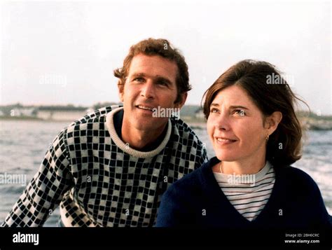 Kennebunkport Maine Usa George W And Laura Bush Circa Late 1970s