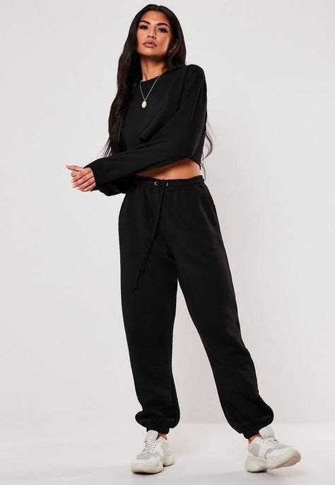 536a76f94cf7535158f66cfbd4b113b6 Jogger Outfit Cute Sweatpants Outfit