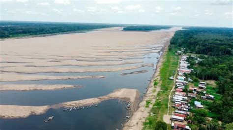 Rio Negro sobe 44 cm nos últimos três dias em Manaus Na Hora da Notícia