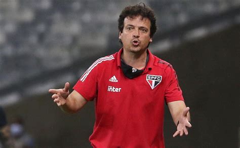 Diniz Perde A Linha Ap S Derrota Do S O Paulo E Exige Atitude Do