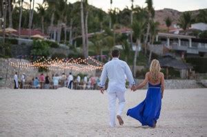 Beach Wedding Rehearsal Dinner + Welcome Party - The Destination Wedding Blog - Jet Fete by ...