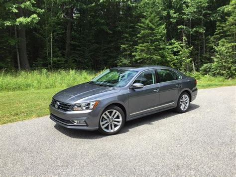 On The Road Review Vw Passat Sel Sedan On The Road Review