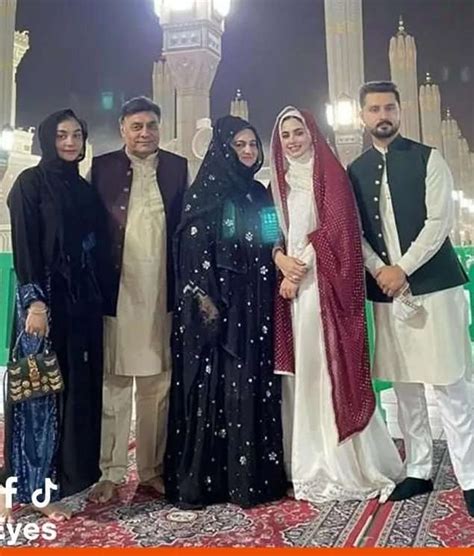 Bushra Bibi Has A Nikkah Ceremony For Her Daughter - Showbiz Pakistan