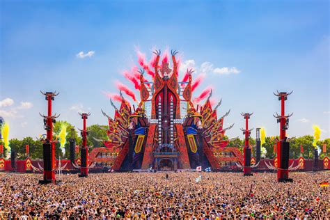 Report Defqon Weekend Festival Festival Fans