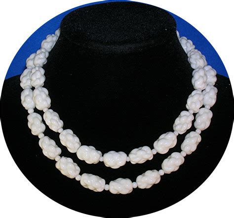 Vintage White Milk Glass 2 Strand Bead Necklace