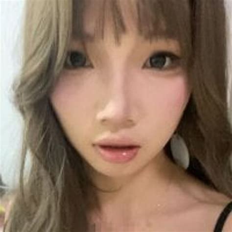 Yiyi Live Cam Show Yiyi Nude Videos And Photos Free MyHotCams