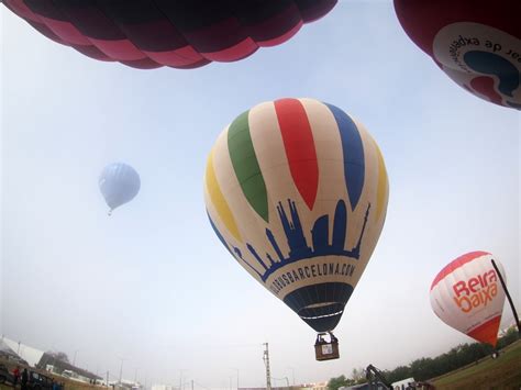 Bal Es D O Cor Ao C U De Coruche Mesmo Em Dia De Nevoeiro Fotos