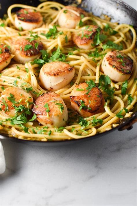 Creamy Seared Scallop Pasta | The Dizzy Cook