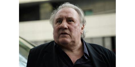 Violences sexuelles Gérard Depardieu accusé de viol par une