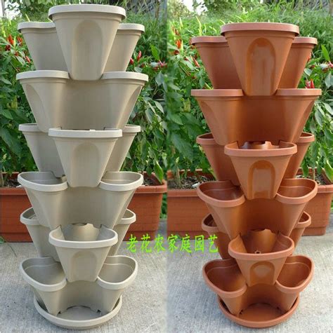 Озеленение балкона | Planters, Planter pots, Garden