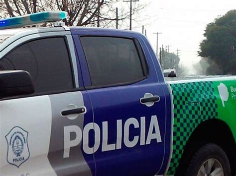 Un Policía Mató De Al Menos Cuatro Disparos A Un Delincuente Que