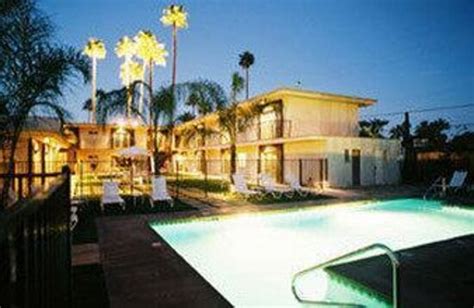 7 SPRINGS INN & SUITES $107 ($̶1̶4̶9̶) - Updated 2023 Prices & Resort ...