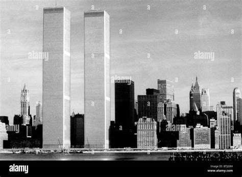 WORLD TRADE CENTER, Twin Towers, 1976 Stock Photo - Alamy