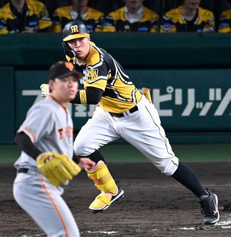 阪神が執念の逆転勝利で2位転落阻止！甲子園の巨人戦で29年ぶりの6連勝！佐藤輝が同点打、坂本決勝犠飛 ライブドアニュース