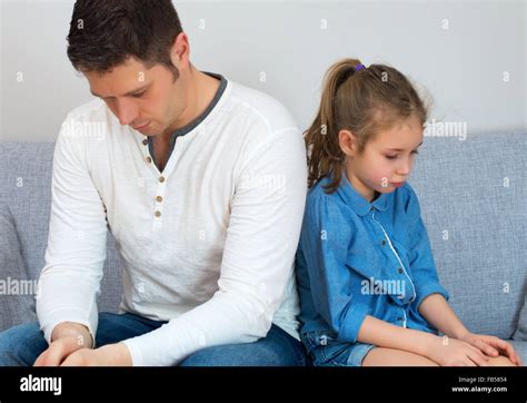 Father Daughter Argue Fotos Und Bildmaterial In Hoher Aufl Sung Alamy