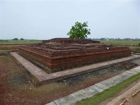 Photographs of the Batujaya Candi Sites in West Java – Dharma Records