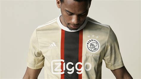 Nova Terceira Camisa Do Ajax Adidas Mdf