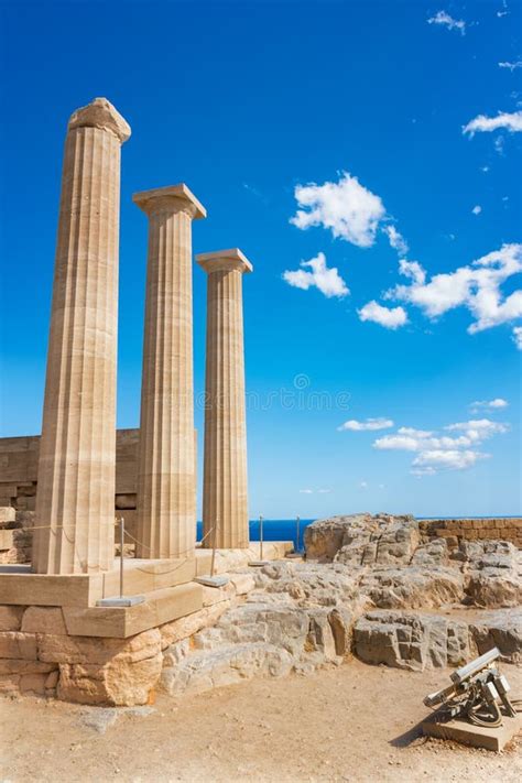 Doric Temple Of Athena Lindia On Acropolis Of Lindos Rhodes Gr Stock
