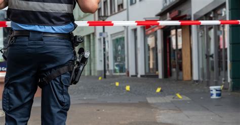 Nach tödlicher Gewalttat auf Kirmes Polizei nimmt zwei Tatverdächtige