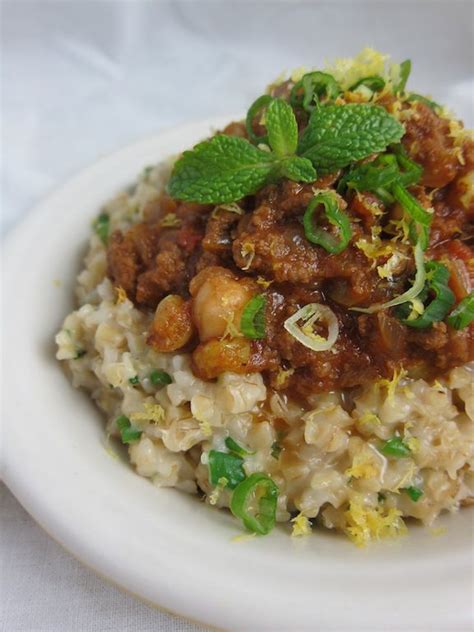 Moroccan Beef Chili With Chickpeas And Raisins With Images Moroccan