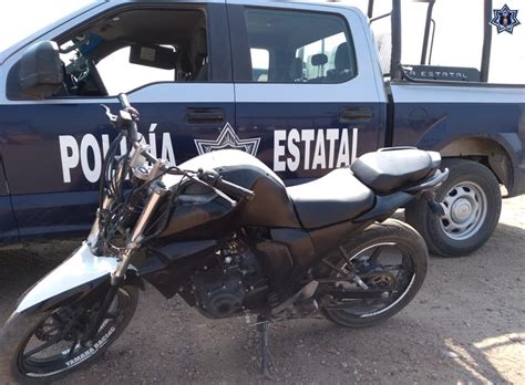 POLICÍA ESTATAL RECUPERA MOTOCICLETA CON REPORTE DE ROBO EN MIAHUATLÁN