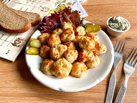 Рибні кульки з соусом тартар: рецепт з фото покроково