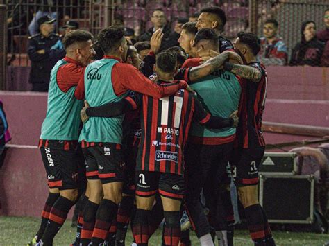 Patronato le ganó por la mínima a Lanús y se ilusiona con salvarse