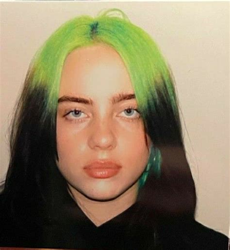 Billie Eilish She Looks So Perfect Bae She S A Lady Celebs