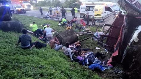 Mueren 10 cubanos en trágico accidente en la Costa de Chiapas 17 más